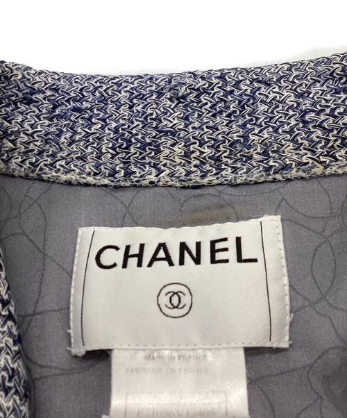 CHANEL（シャネル）CHANEL (シャネル) ツイード 2Bジャケット / P21056V12405 / フランス製 グレー サイズ:44の古着・服飾アイテム