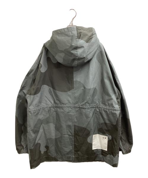 OAMC（オーエーエムシー）OAMC (オーエーエムシー) Camouflage Unlined Parka / カモフラージュ柄パーカー / 2020-0165990 / イタリア製 グレー サイズ:Sの古着・服飾アイテム