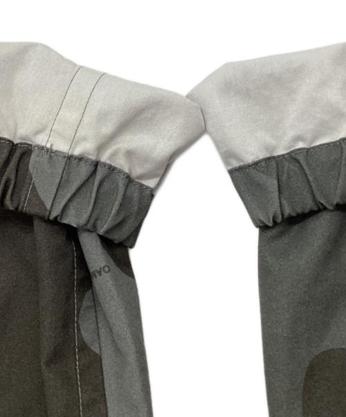 OAMC（オーエーエムシー）OAMC (オーエーエムシー) Camouflage Unlined Parka / カモフラージュ柄パーカー / 2020-0165990 / イタリア製 グレー サイズ:Sの古着・服飾アイテム