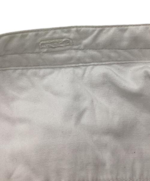 オーストラリア軍（オーストラリア軍）オーストラリア軍 (オーストラリア軍) AUSTRALIAN Army Band Collar Shirt / オフィサーシャツ / 8405-66-011 ホワイト サイズ:15/32の古着・服飾アイテム