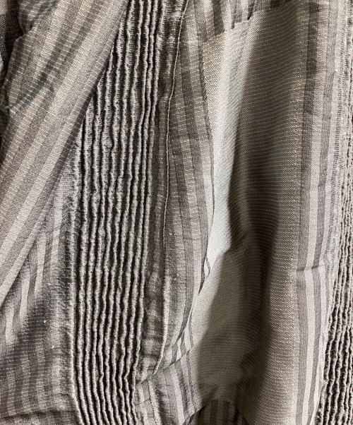 ISSEY MIYAKE（イッセイミヤケ）ISSEY MIYAKE A-OPC ISSEY MIYAKE / エイポック イッセイミヤケ / PLEATS COAT GRAY / プリーツコート グレー / IM13FD610 / Made in JAPAN / 日本製 サイズ:2の古着・服飾アイテム