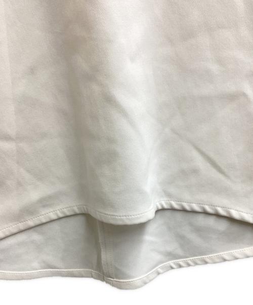 SOEJU（ソージュ）SOEJU (ソージュ) スタンドカラーコクーンブラウス ベージュ サイズ:Mの古着・服飾アイテム