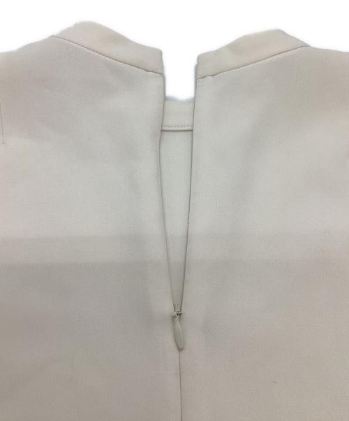 SOEJU（ソージュ）SOEJU (ソージュ) スタンドカラーコクーンブラウス ベージュ サイズ:Mの古着・服飾アイテム