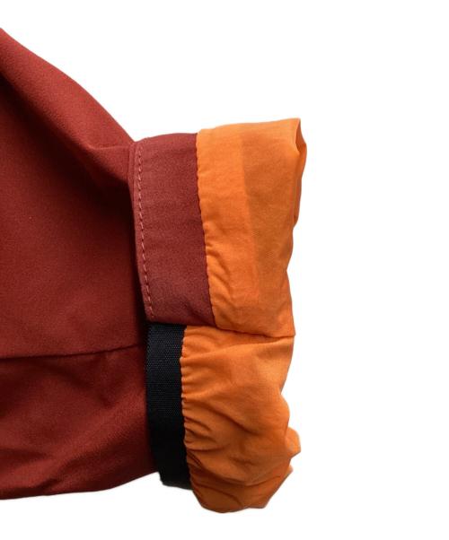 ARC'TERYX（アークテリクス）ARC'TERYX (アークテリクス) PROTON HYBRID HOODY RED&ORANGE / プロトン ハイブリッド パーカー レッド×オレンジ / 29668-136437 オレンジ サイズ:Mの古着・服飾アイテム