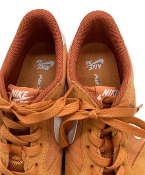 NIKE（ナイキ）NIKE (ナイキ) ローカットスニーカー オレンジ サイズ:27.5cmの古着・服飾アイテム