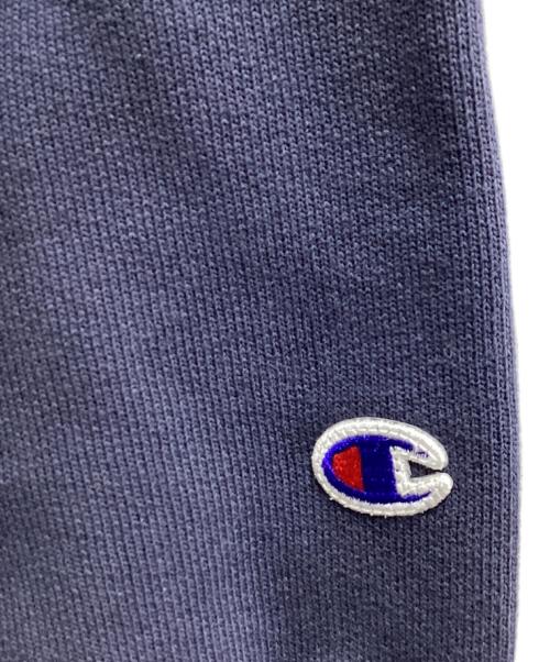 BlackEyePatch（ブラックアイパッチ）BlackEyePatch (ブラックアイパッチ) Champion (チャンピオン) CHAMPION OG LABEL CREW SWEAT / チャンピオンOGラベルクルースウェット / C8-C028 ネイビー サイズ:M 未使用品の古着・服飾アイテム