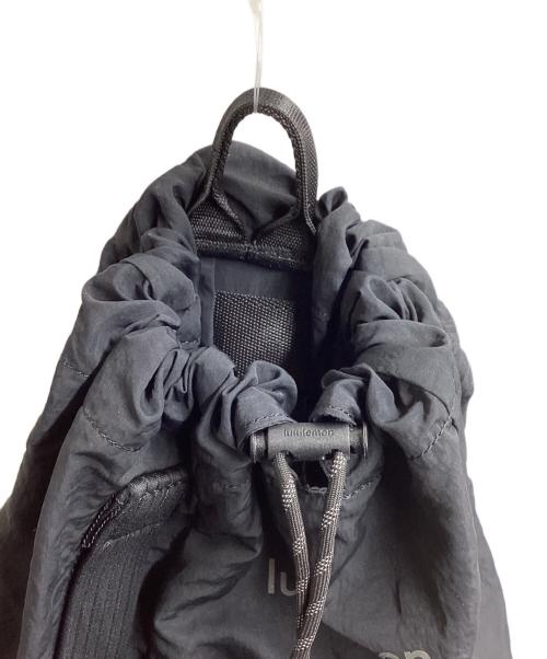 LULULEMON（ルルレモン）LULULEMON (ルルレモン) 2-in-1 コンバーチブルバックパック 21L ブラックの古着・服飾アイテム