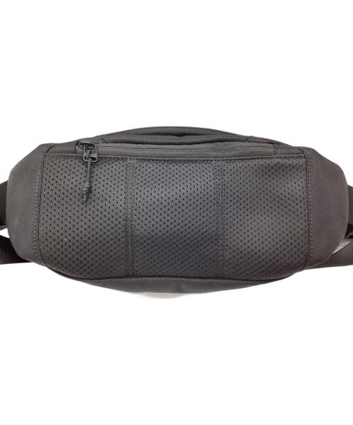 AER（エアー）Aer (エアー) City Sling 3 ブラックの古着・服飾アイテム