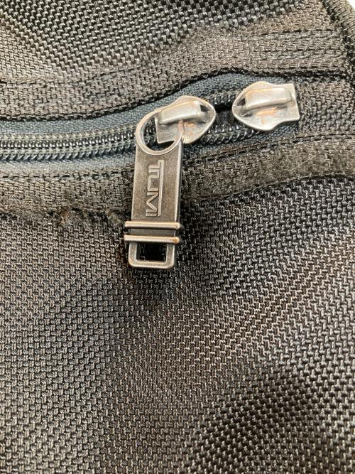 TUMI（トゥミ）TUMI (トゥミ) ALPHA BRAVO Pinckney Flap Bire ブラックの古着・服飾アイテム