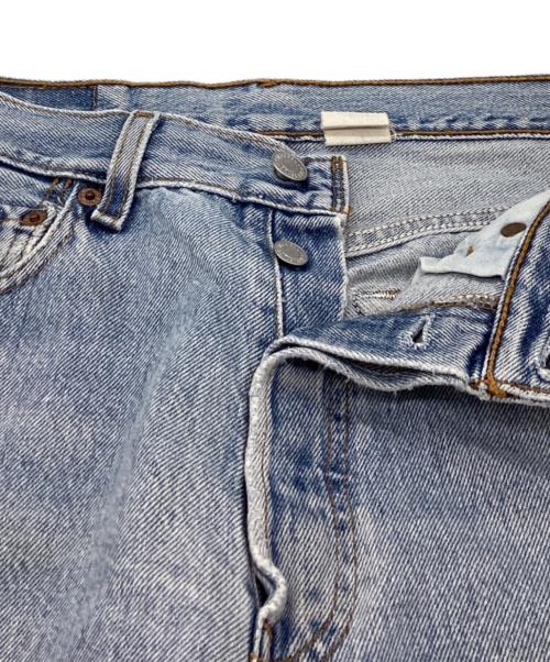 LEVI'S（リーバイス）LEVI'S (リーバイス) 501デニムパンツ / USA製 ボタン裏977 インディゴ サイズ:W29の古着・服飾アイテム