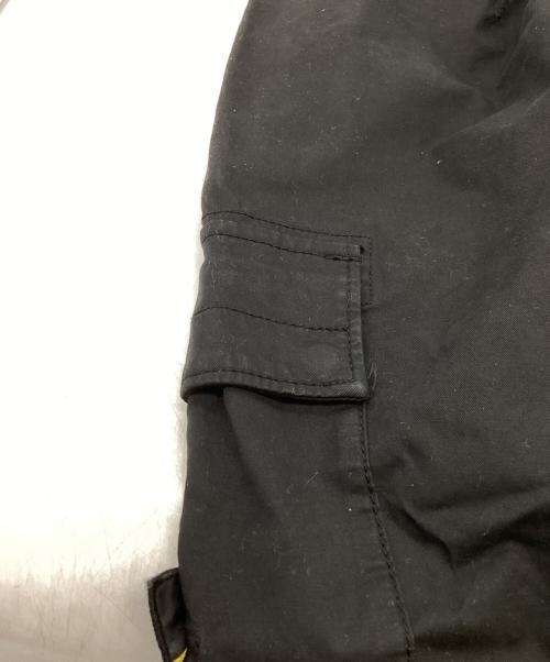 STONE ISLAND（ストーンアイランド）STONE ISLAND (ストーンアイランド) テーパード カーゴパンツ / tapered cargo pants / 801530410 /  ブラック サイズ:W34 (86cm)の古着・服飾アイテム