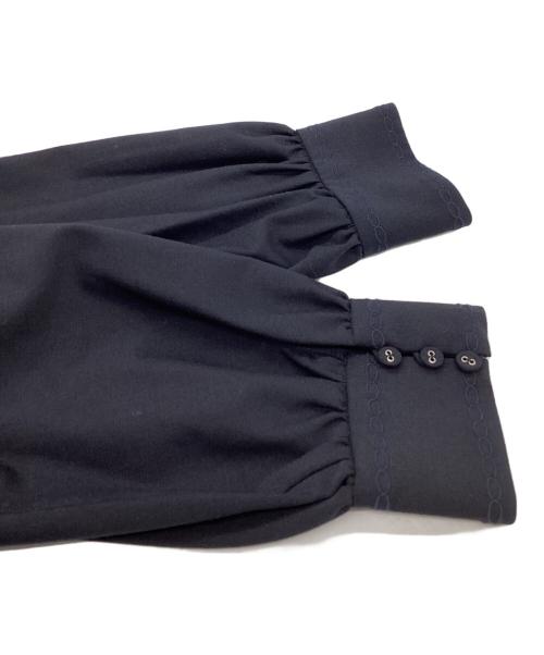 atelier naruse（アトリエナルセ）ATELIER NARUSE (アトリエナルセ) KURASHI&Trips PUBLISHING (クラシアンドトリップス パブリッシング) 「大切な日もわたしらしく」フォーマルワンピース（コクーン） ネイビー サイズ:FREEの古着・服飾アイテム