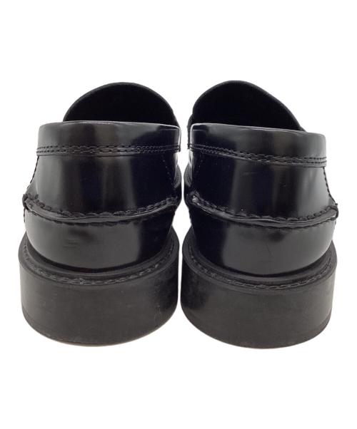 TOD'S（トッズ）TOD'S (トッズ) メタルTチェーン ローファー / XXW59C0EW00SHA ブラック サイズ:38の古着・服飾アイテム