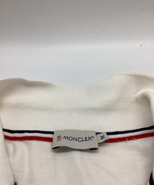 MONCLER（モンクレール）MONCLER (モンクレール) MAGLIA POLO MANICA CORTA / 310918303600 ホワイト サイズ:Mの古着・服飾アイテム