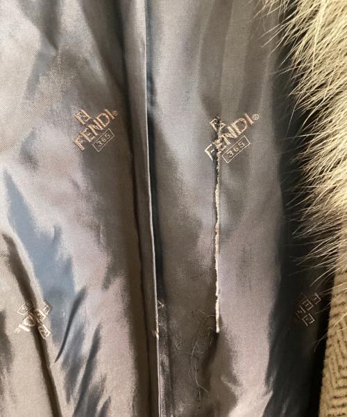 FENDI（フェンディ）FENDI (フェンディ) ファー襟コート / Fur collar coat / イタリア製 / Made in ITALY ブラウン サイズ:44の古着・服飾アイテム