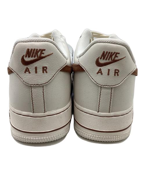 NIKE（ナイキ）NIKE (ナイキ) Air Force 1 '07 LV8 / エアフォース1 '07 LV8 ホワイト×ブラウン サイズ:28.5cm 未使用品の古着・服飾アイテム