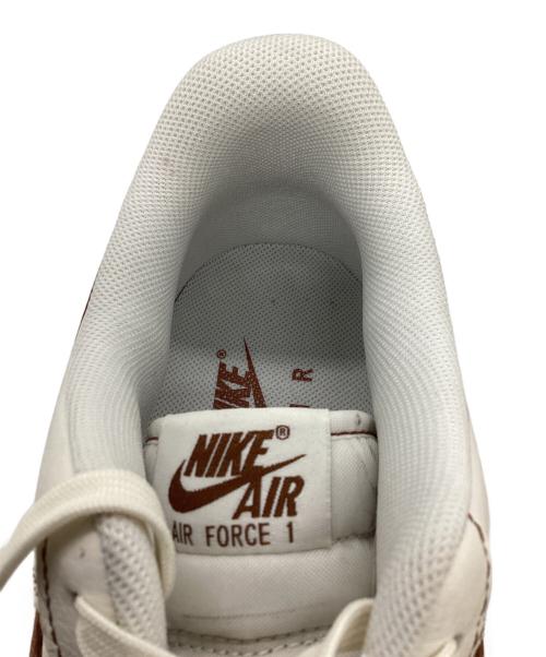 NIKE（ナイキ）NIKE (ナイキ) Air Force 1 '07 LV8 / エアフォース1 '07 LV8 ホワイト×ブラウン サイズ:28.5cm 未使用品の古着・服飾アイテム