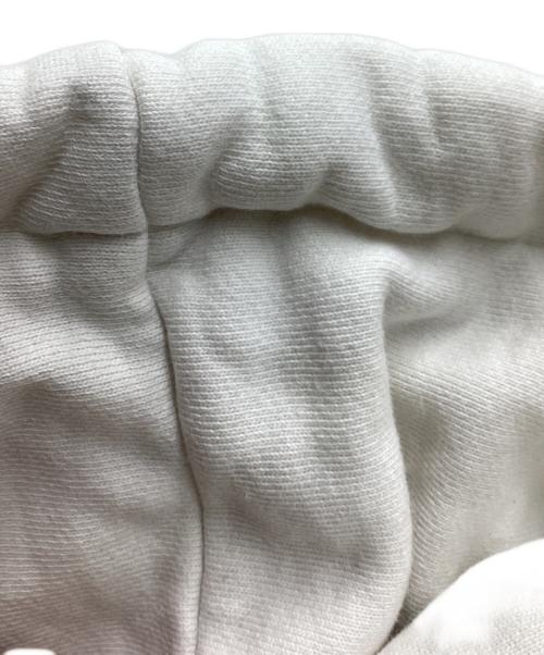 CELINE（セリーヌ）CELINE (セリーヌ) グレデーションロゴプルオーバーパーカー　2Y753670Q ホワイト サイズ:Lの古着・服飾アイテム