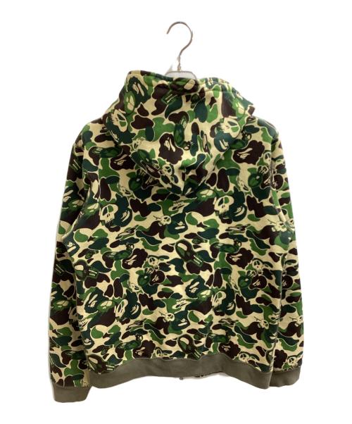 A BATHING APE（ア ベイシング エイプ）A BATHING APE (アベイシングエイプ) stussy (ステューシー) スカルサルカモジップパーカー / 30周年記念 / 10AW グリーン サイズ:Lの古着・服飾アイテム