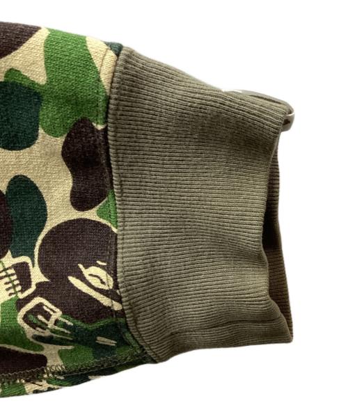 A BATHING APE（ア ベイシング エイプ）A BATHING APE (アベイシングエイプ) stussy (ステューシー) スカルサルカモジップパーカー / 30周年記念 / 10AW グリーン サイズ:Lの古着・服飾アイテム