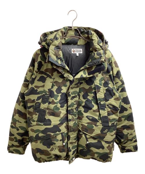 A BATHING APE（アベイシングエイプ）A BATHING APE (アベイシングエイプ) 1ST CAMO SHARK SNOWBOARD DOWN JACKET / 001HJH801010M グリーン サイズ:Lの古着・服飾アイテム