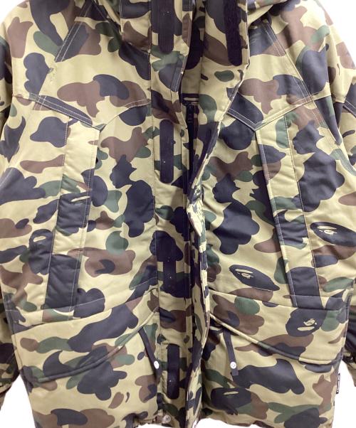 A BATHING APE（アベイシングエイプ）A BATHING APE (アベイシングエイプ) 1ST CAMO SHARK SNOWBOARD DOWN JACKET / 001HJH801010M グリーン サイズ:Lの古着・服飾アイテム