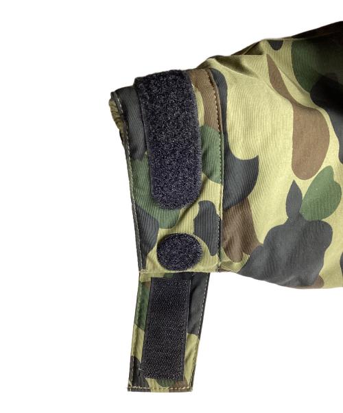 A BATHING APE（アベイシングエイプ）A BATHING APE (アベイシングエイプ) 1ST CAMO SHARK SNOWBOARD DOWN JACKET / 001HJH801010M グリーン サイズ:Lの古着・服飾アイテム