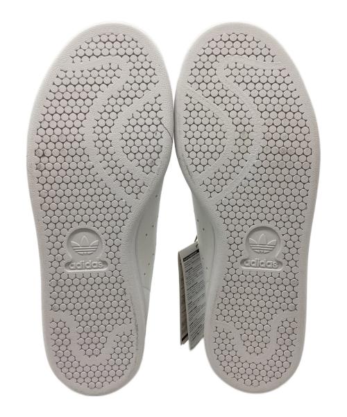 adidas（アディダス）adidas (アディダス) ローカットスニーカー / GY5907 / 未使用品 ホワイト サイズ:25.5cm 未使用品の古着・服飾アイテム