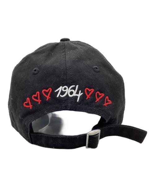 DSQUARED2（ディースクエアード）DSQUARED2 (ディースクエアード) ロゴ刺繍ダメージ加工ベースボールキャップ / BCW0165-05C00001 ブラック サイズ:-の古着・服飾アイテム