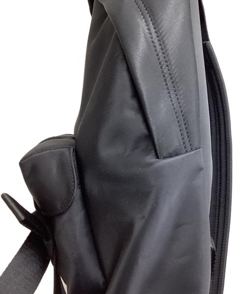 Simone Rocha（シモーネ ロシャ）Simone Rocha (シモーネ ロシャ) BOW FRONT BACKPACK / ボウフロントバックパック / BAG1790761 ブラックの古着・服飾アイテム