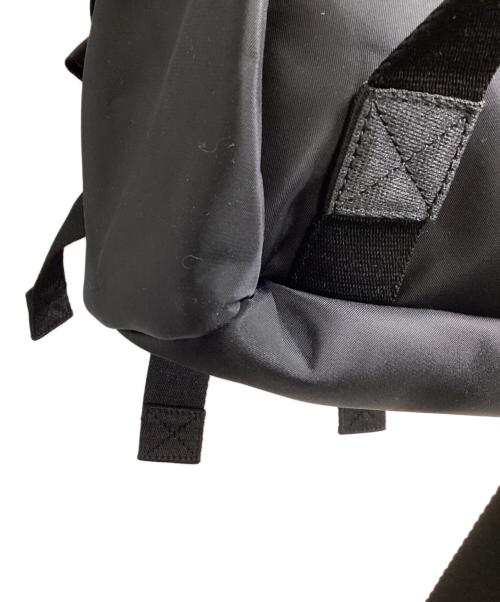 Simone Rocha（シモーネ ロシャ）Simone Rocha (シモーネ ロシャ) BOW FRONT BACKPACK / ボウフロントバックパック / BAG1790761 ブラックの古着・服飾アイテム