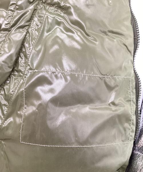 MONCLER（モンクレール）MONCLER (モンクレール) CLAIRE / クレア / ダウンジャケット オリーブの古着・服飾アイテム