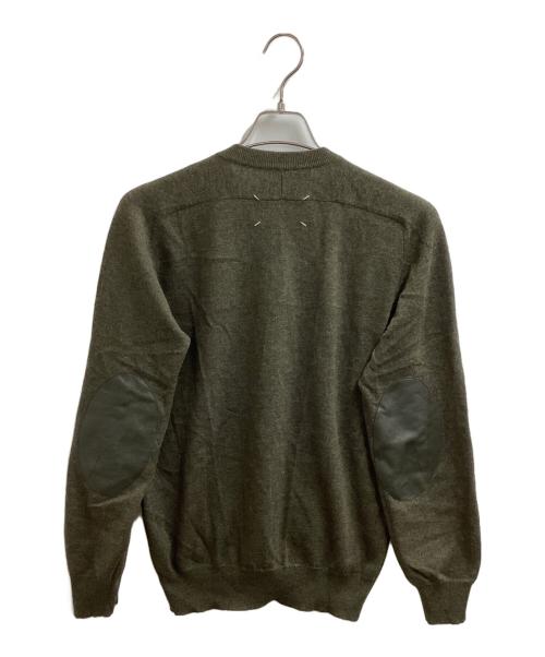 Maison Margiela（メゾンマルジェラ）Maison Margiela (メゾンマルジェラ) エルボーパッチ Vネックセーター / ここのえ期 / イタリア製 / 30 HA227 カーキ サイズ:Sの古着・服飾アイテム