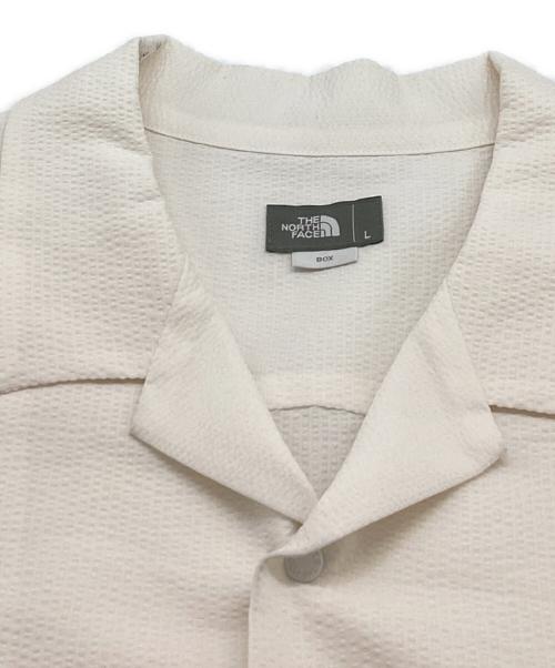 THE NORTH FACE（ザ ノース フェイス）THE NORTH FACE (ザ ノース フェイス) ショートスリーブメッシュシャツ / S/S SEERSUCKER SHIRT / NR22360 ホワイト サイズ:Lの古着・服飾アイテム