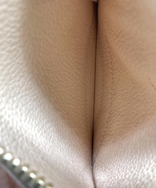 LOUIS VUITTON（ルイ ヴィトン）LOUIS VUITTON (ルイ ヴィトン) カードケース / モノグラム・アンプラント ポルト カルト・フローラ / M83221 ピンクの古着・服飾アイテム