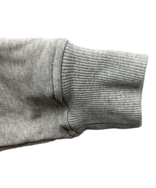 AMI Alexandre Mattiussi（アミアレクサンドルマテュッシ）AMI Alexandre Mattiussi (アミアレクサンドルマテュッシ) AMI DE COEUR HOODIE　/　BFUSW235.730 グレー サイズ:Mの古着・服飾アイテム