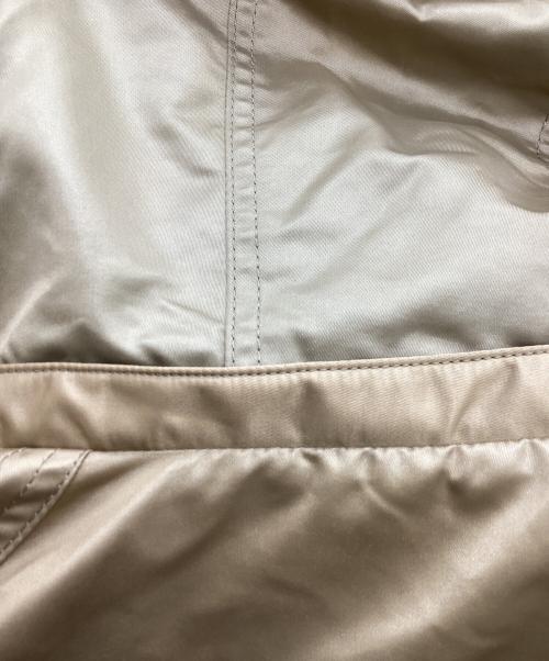 BURBERRY BLACK LABEL（バーバリーブラックレーベル）BURBERRY BLACK LABEL (バーバリーブラックレーベル) N-3Bタイプフライトジャケット / BMP38-719-43 ベージュ サイズ:Lの古着・服飾アイテム