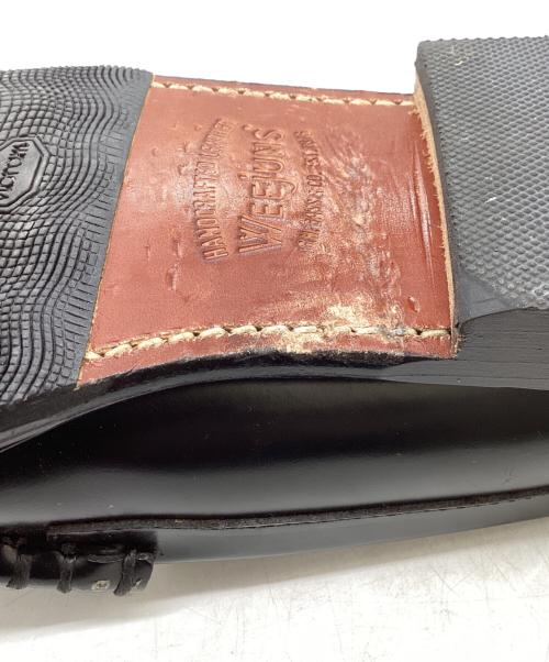 G.H.BASS（ジーエイチバス）G.H.BASS (ジーエイチバス) LARSON WEEJUN Heritage / ラーソン / ペニーローファー / BA11010H ホワイト×ブラック サイズ:40 1/2の古着・服飾アイテム