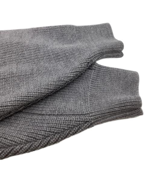 WRAPINKNOT（ラッピンノット）WRAPINKNOT (ラッピンノット) 編地切替ドライバーズニット / WZ425-MCD23 グレー サイズ:3の古着・服飾アイテム