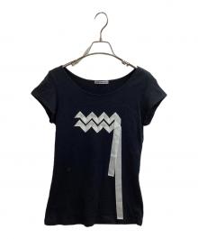 ISSEY MIYAKE（イッセイミヤケ）の古着「リボン貼り付けフレンチスリーブTシャツ」｜ブラック
