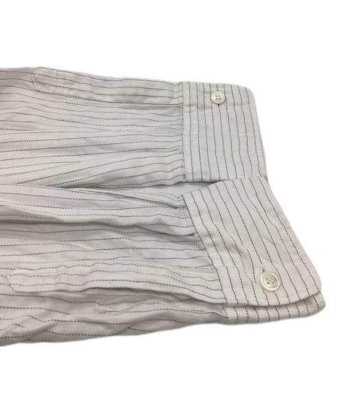ROBE DE CHAMBRE COMME DES GARCONS（ローブドシャンブル コムデギャルソン）ROBE DE CHAMBRE COMME DES GARCONS (ローブドシャンブル コムデギャルソン) デザインストライプシャツ　RE-B003　AD2001 ホワイト サイズ:Mの古着・服飾アイテム