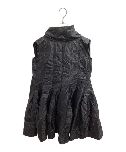 JUNYA WATANABE COMME des GARCONS（(ジュンヤワタナベ コムデギャルソン）JUNYA WATANABE COMME des GARCONS ((ジュンヤワタナベ コムデギャルソン) 再構築キルティングワンピース　/　JD-O061 ブラック サイズ:Sの古着・服飾アイテム