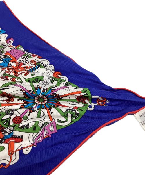 HERMES（エルメス）HERMES (エルメス) スカーフ カレ90 La Folle Parade ホワイト×ブルーの古着・服飾アイテム