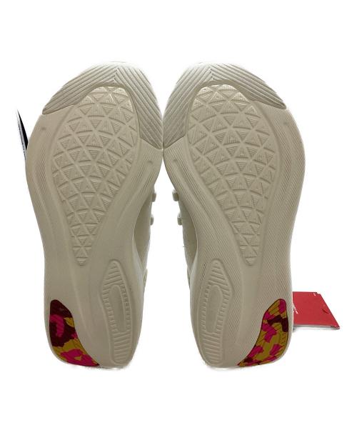 NEW BALANCE（ニューバランス）NEW BALANCE (ニューバランス) BEAYA SLIP-ON ホワイト サイズ:23の古着・服飾アイテム