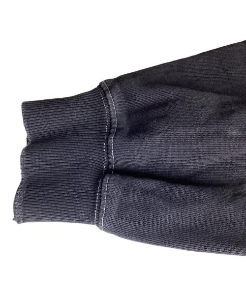 X-LARGE（エクストララージ）X-LARGE (エクストララージ) OLD ENGLISH BLEACHED HOODED SWEATSHIRT / 101234012005 グレー サイズ:Lの古着・服飾アイテム