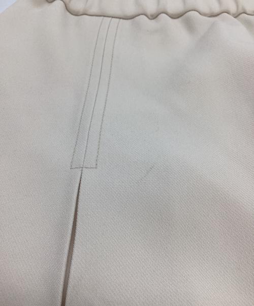 GRACE CLASS（グレースクラス）GRACE CLASS (グレースクラス) トリアセBOXタックスカート　/　0223421128 アイボリー サイズ:36の古着・服飾アイテム