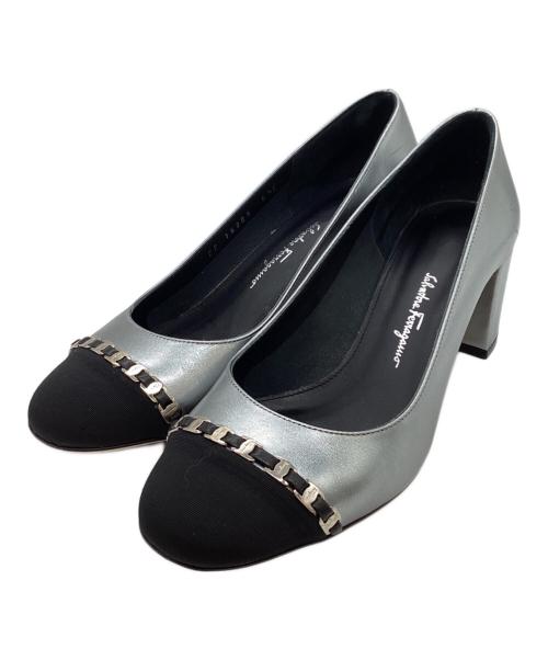 Salvatore Ferragamo（サルヴァトーレ フェラガモ）Salvatore Ferragamo (サルヴァトーレ フェラガモ) AVELLA パンプス　16287 シルバー サイズ:6 1/2の古着・服飾アイテム