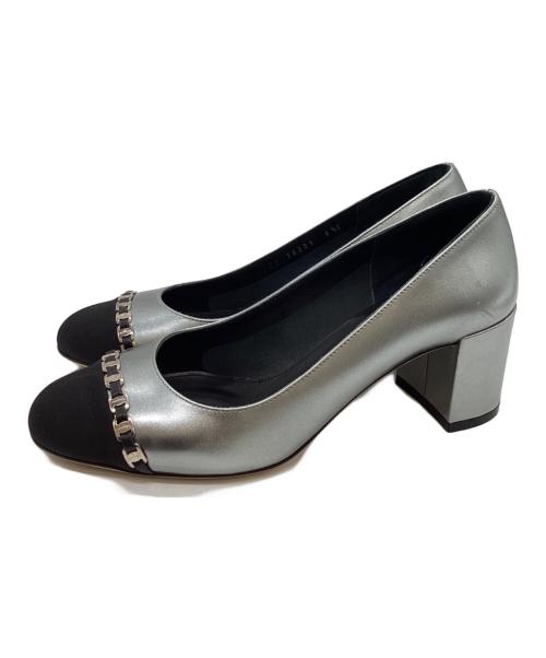 Salvatore Ferragamo（サルヴァトーレ フェラガモ）Salvatore Ferragamo (サルヴァトーレ フェラガモ) AVELLA パンプス　16287 シルバー サイズ:6 1/2の古着・服飾アイテム