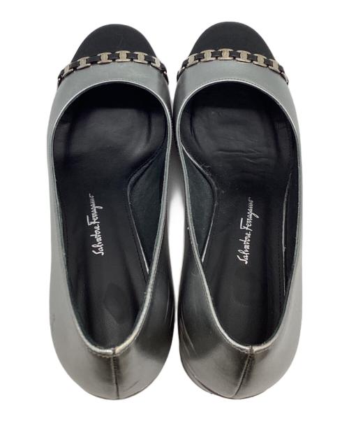 Salvatore Ferragamo（サルヴァトーレ フェラガモ）Salvatore Ferragamo (サルヴァトーレ フェラガモ) AVELLA パンプス　16287 シルバー サイズ:6 1/2の古着・服飾アイテム