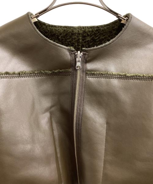 Ameri（アメリ）Ameri (アメリ) BOA COLLARLESS REVERSIBLE SHORT JACKET（ボアカラーレスリバーシブルショートジャケット）/ 0125206960680 ブラウン×グリーン サイズ:Sの古着・服飾アイテム